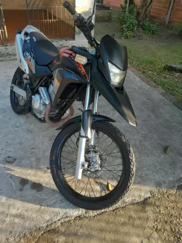 Xre 300