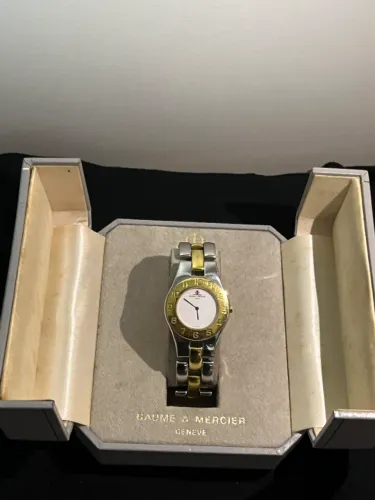 Relógio Feminino Baume & Mercier 