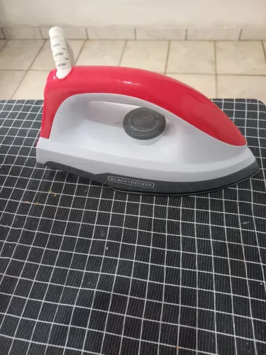 Ferro de passar Roupa Black Decker 
