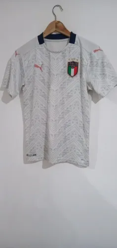 Camisa da  Itália ( Temp. 20/21 ) Puma . Original. Tam. P. Usada / Made in Vietnam.