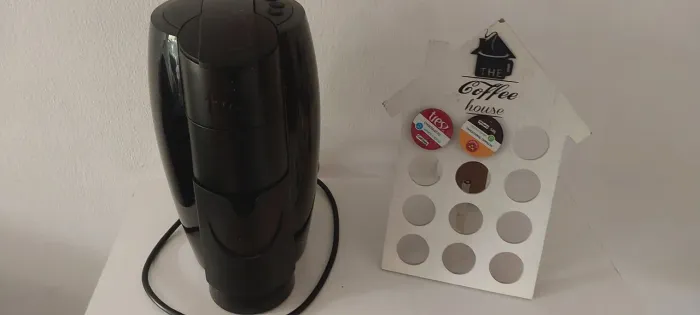 Cafeteira três corações seminovo