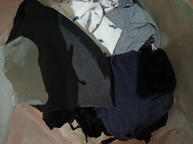 Vendo roupas e calçados
