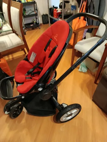 Carrinho de bebê Quinny Moodd (Red Rumour) 3 rodas 