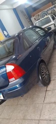 Chevrolet Corsa Sedan 1.0 MPFI 8V 71cv 4P 2003