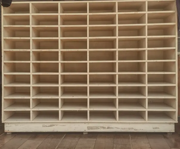 Vendo estante de livros