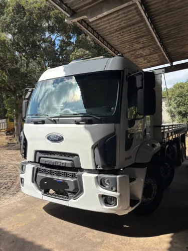 Ford cargo 2428 sem arla!