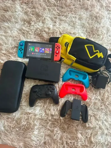 Vendo Nintendo Switch Completo 256gb de SSD e caixa original: