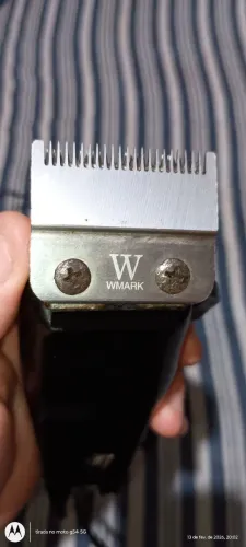 Máquina de cortar cabelo 220 volts( dinheiro/Pix)