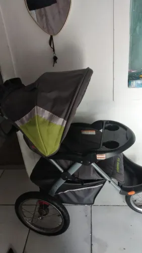Carrinho De Bebê importado 
