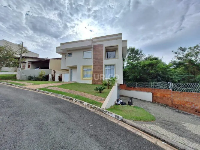 Casa em condomínio para aluguel no Condomínio Bosque dos Cambarás em Valinhos/SP