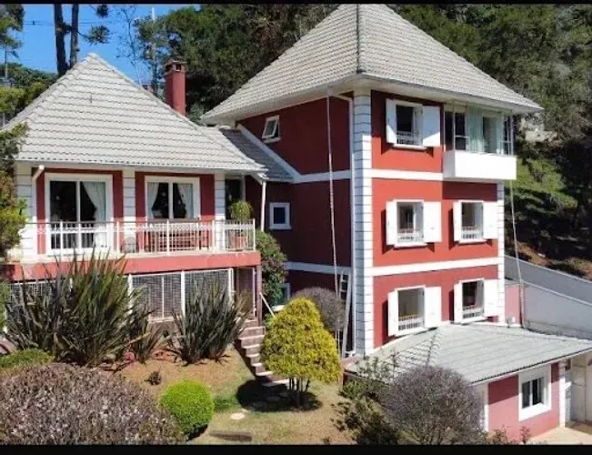 Pousada à Venda em Campos do Jordão | 8 Suítes | Jardim Atalaia