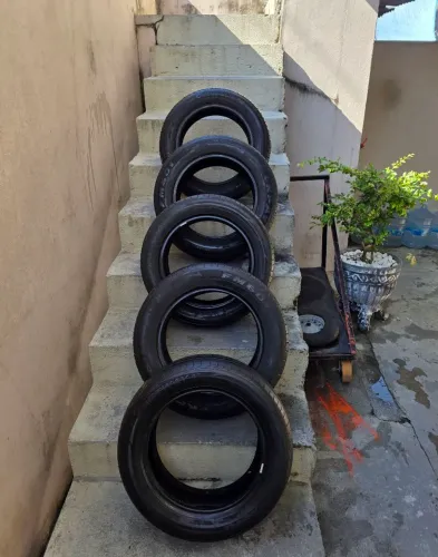 PneuS para aro 15