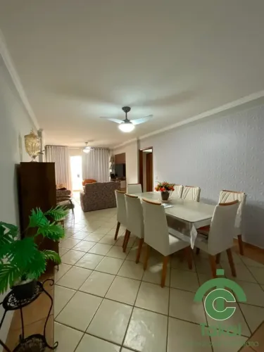 APTO 138m² NO CENTRO DE SJRP, 03 QUARTOS, 3 BANHEIROS, ANDAR BAIXO, BASTANTE ARMARIOS EMB