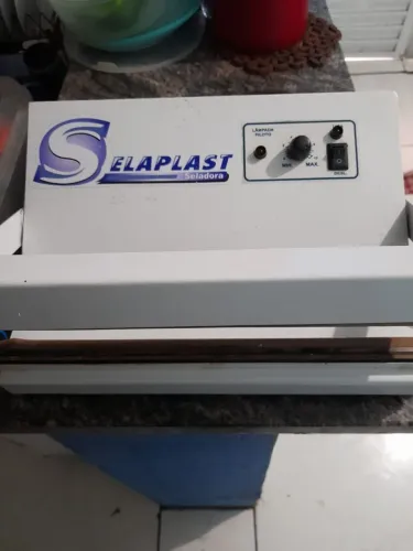 Seladora de bancada Selaplast