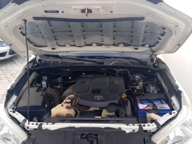 Toyota Hilux CD 4X4 2.8 Diesel Mec. 2017