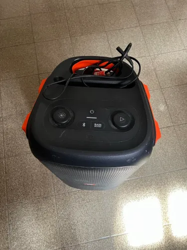 Vende-se caixa JBL partybox 110