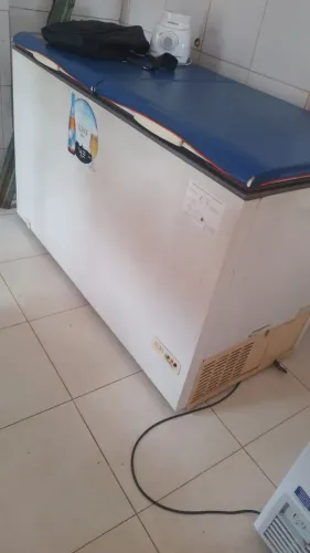 Vende-se freezer 2 portas