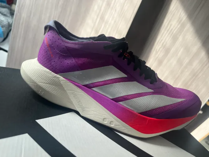 Tênis adidas adizero drive