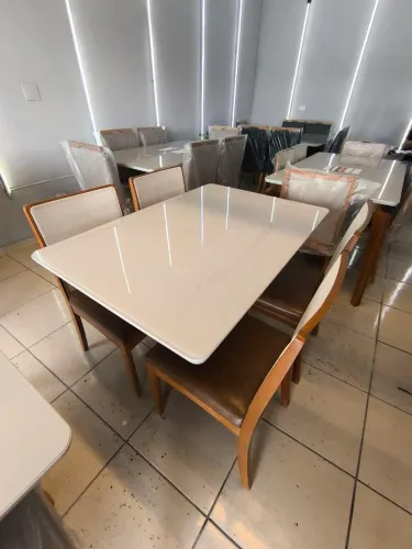 MESA DE JANTAR+4 CADEIRAS BELÍSSIMAS