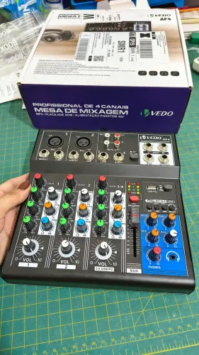 Mesa de mixagem VEDO AF4