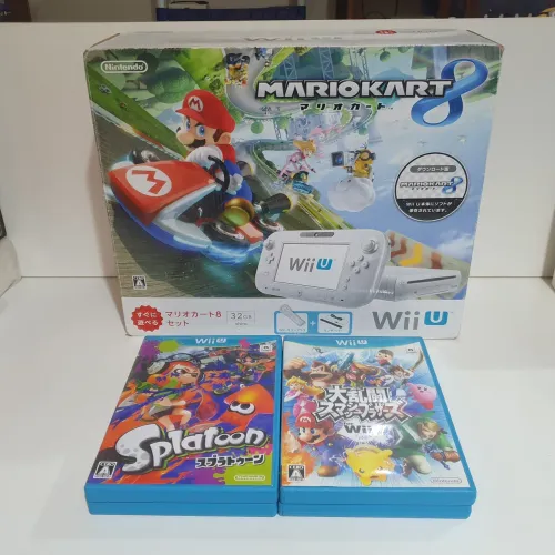 Nintendo Wi U. Branco impecavel. Acompanha 4 jogos original.