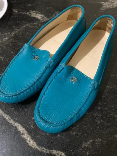 Sapatilha de luxo aigner