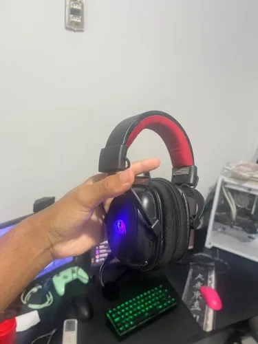 Headset Gamer Redragon Zeus Pro Preto Sem Fio 7.1 H510-PRO
