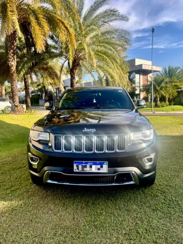 Jeep Grand Cherokee Limited 3.0 TB Dies. AUT 2015