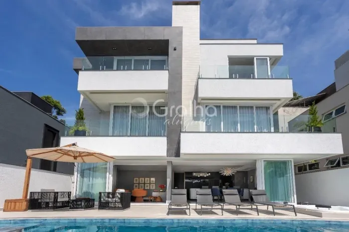 Casa mobiliada em Santo Antônio de Lisboa