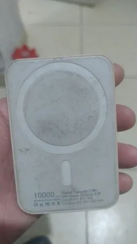 CARREGADOR PORTÁTIL POR INDUÇÃO PARA IPHONE