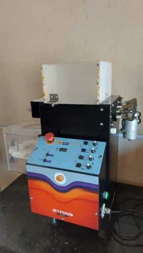 MÁQUINA DE SALGADOS, PREÇO PARA VENDER RÁPIDO, ACEITO/ CARTÃO/ C JUROS DO MESMO