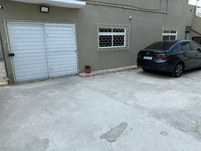 SALA NO TERRÉO I ALUGUEL I AVENIDA PRINCIPAL I CANDEIAS l 05 SALAS l R$ 3.500