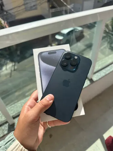 iPhone 15 pro 128gb