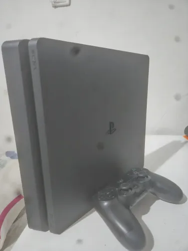 Playstation 4 Slim