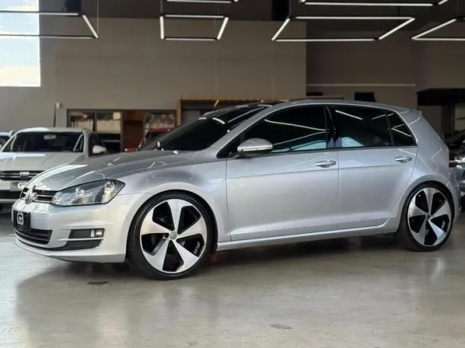 Volkswagen Golf Highline 1.4 TSI 140cv Aut. 2014