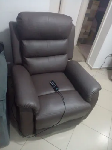Poltronas 4 modalidades de massagem seminova