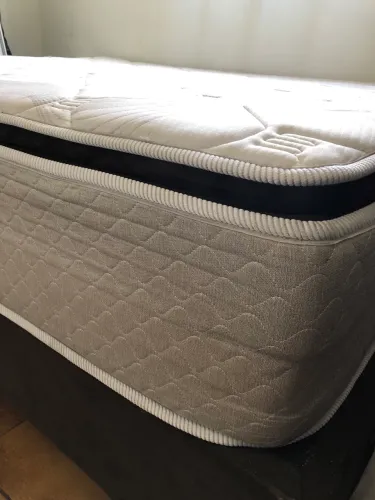 Cama