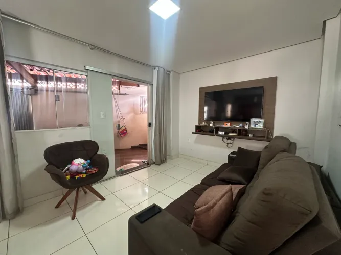 Casa disponível para venda no Bairro Maracanã