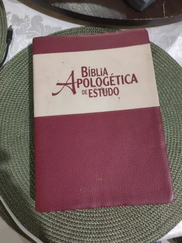 Bíblia apologética de estudo perfeita