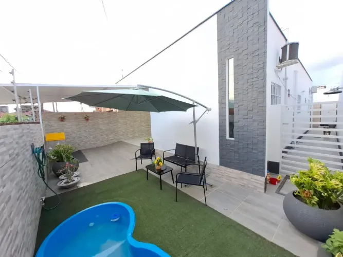 Excelente casa, com piscina, pronta para morar, no bairro do Jardim cidade universitária,