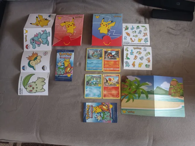 Cards pokémon MC Donald's 25 anos de 2021