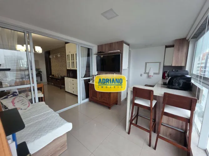 Apartamento com 3 dormitórios à venda, 120 m² por R$ 1.098.000 - Barreiros - São José/SC
