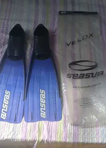 Nadadeiras Seasub Velox,42/43  azul .