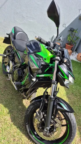 Kawasaki Z650 2022 MUITO CONSERVADA!!!