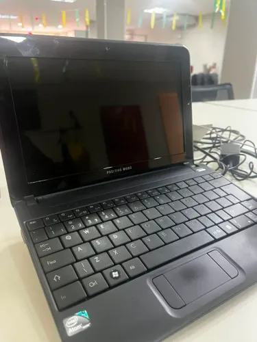 Netbook positivo