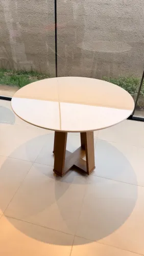 Mesa off white redonda (novíssima)