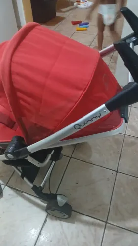vendo essse carinho de bebe Quinny