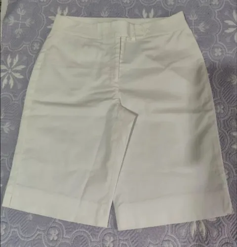 Bermuda feminina Jones new York signature na cor branca original tamanho 40(US 8)