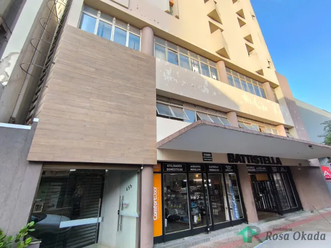 Apartamento Padrão para alugar em Centro, Londrina-PR