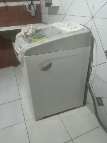 Marquina de lavar faz tudo